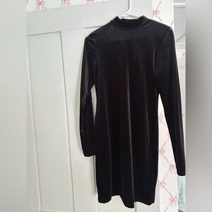 H&M Black Long Sleeve Velvet Dress
